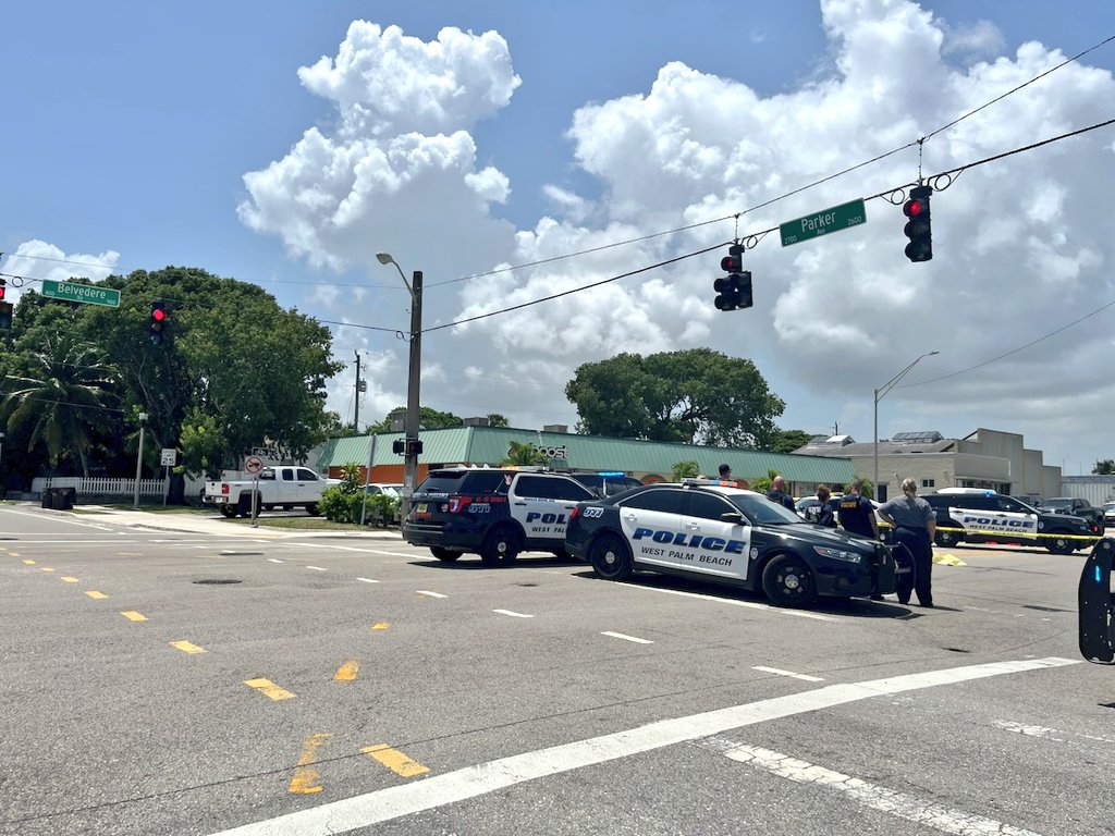 Traffic Westbound Belvedere Road closed from Parker Avenue to Interstate 95 due to a fatal crash involving a pedestrian. Traffic Homicide Unit investigators on scene.