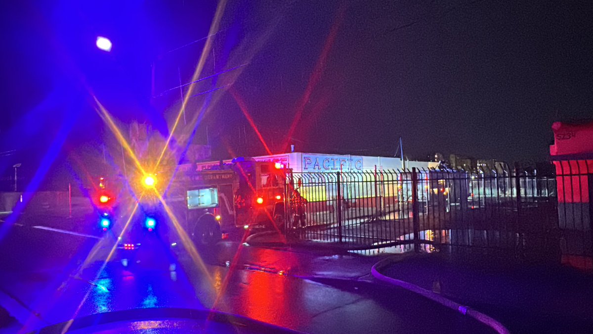 Firefighters extinguished a vacant auto shop fire tonight near 27th Ave and Camelback Rd in Phoenix. Crews arrived to find an exterior shed burning that extended into the business. No injuries were reported and investigators are responding to determine the cause