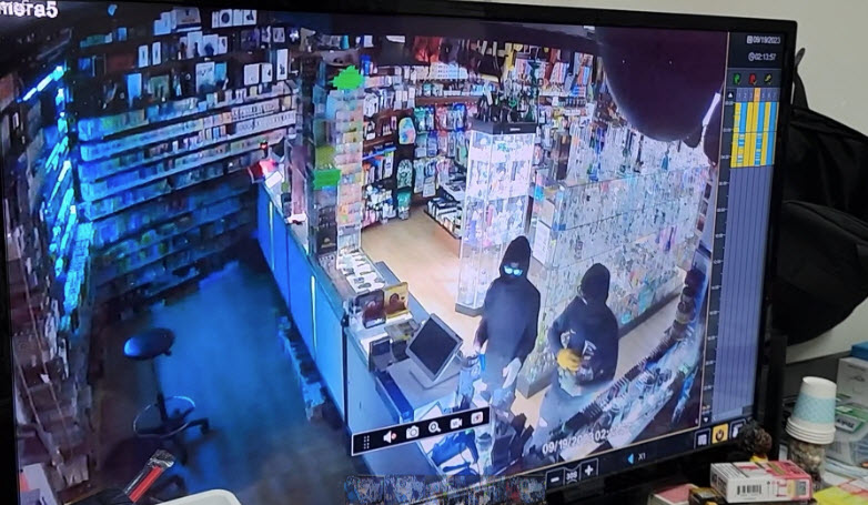 Cincinnati police search for suspects who fled break-in at Up In Smoke vape and tobacco shop early Tuesday. police to be on the lookout for the suspects and the getaway vehicle, particularly in Delhi and Green townships