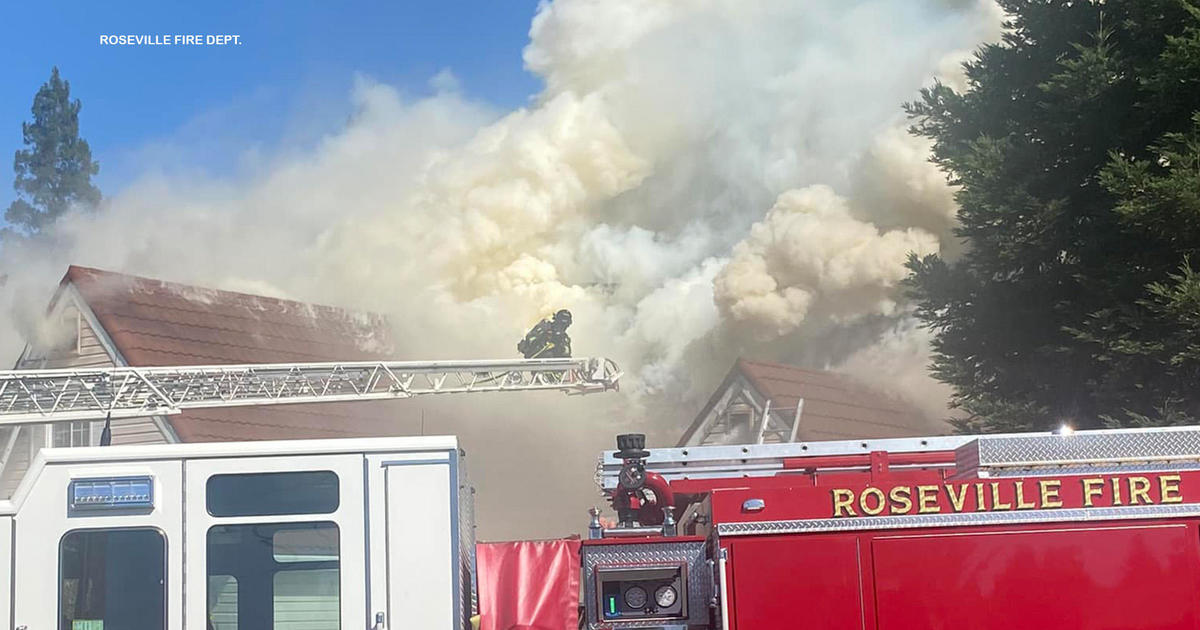 Roseville home catches fire, part of Cirby Way closed