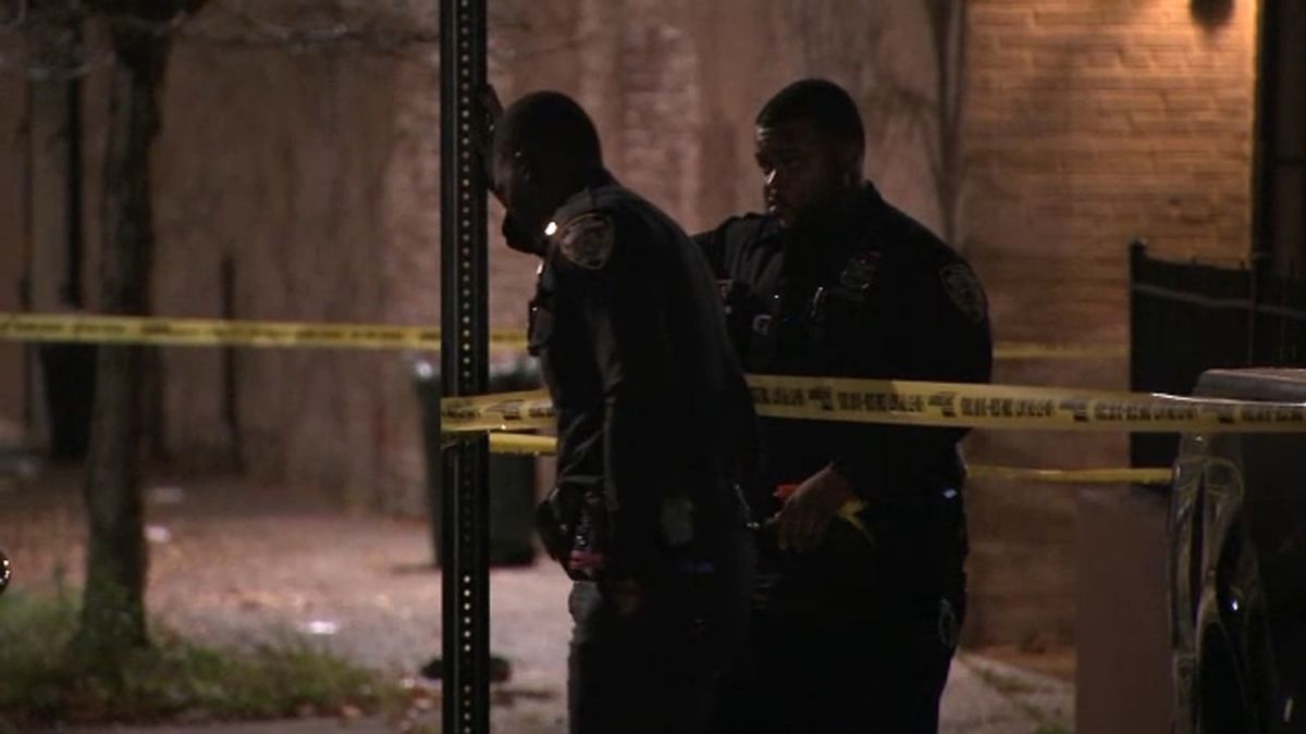 1 person killed in double shooting in East New York