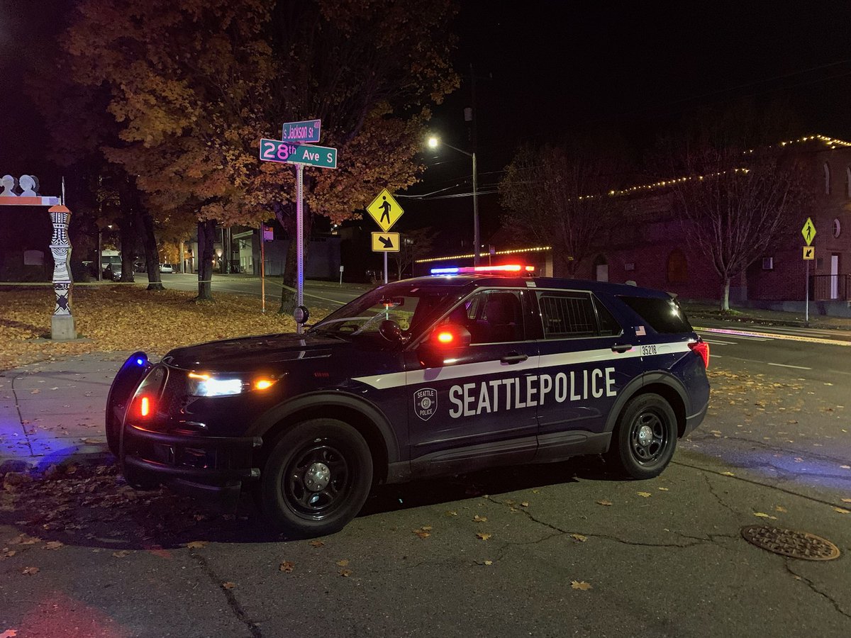 Detectives investigate after man seriously injured in Leschi neighborhood shooting: are investigating a shooting near the intersection of 28th Avenue South and South Jackson Street