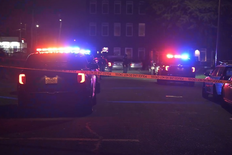 Man dies after being shot inside SE Portland apartment: