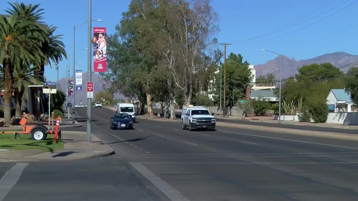 Tucson police still searching for suspect after 3 women attacked near UArizona