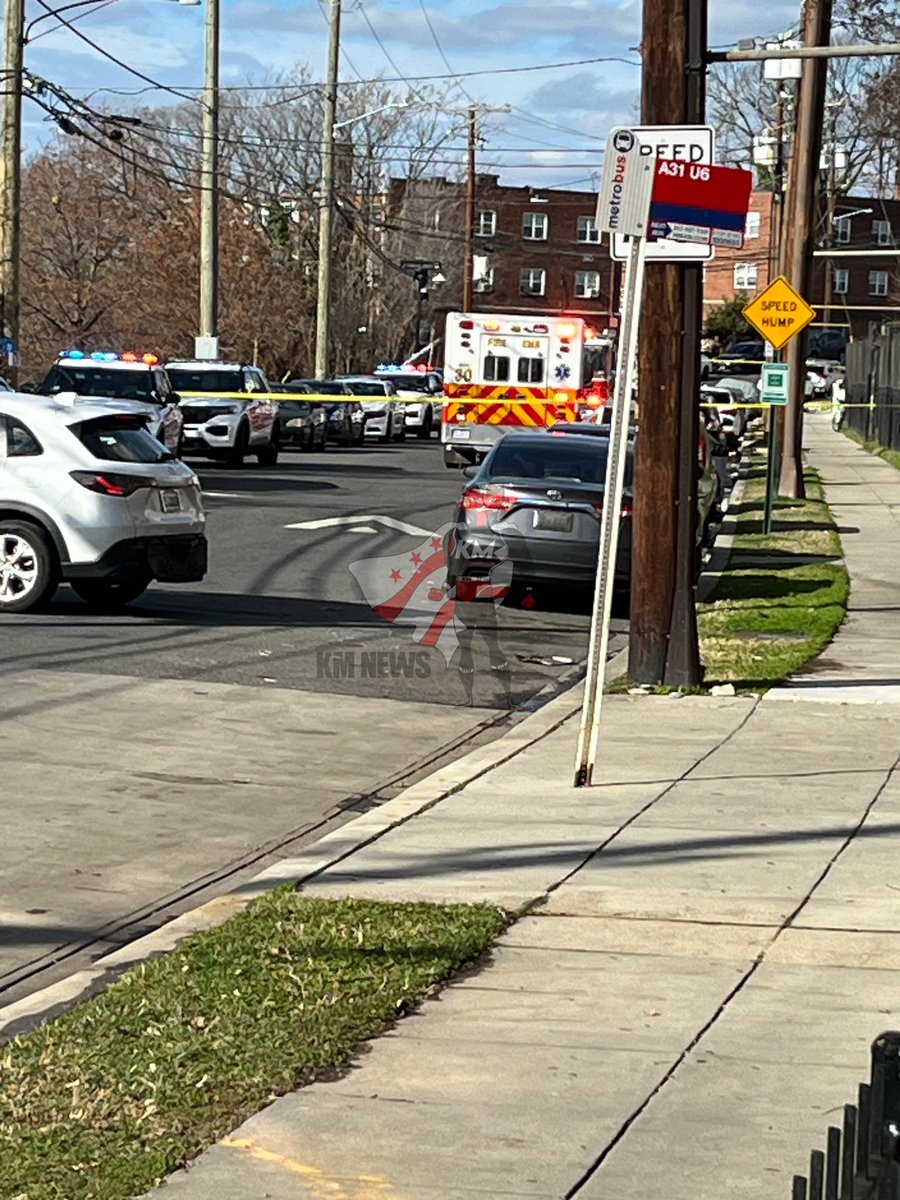 DOUBLE TEEN SHOOTING: 300 Bl. Of 37th ST S.E: Mpd is on the scene of a shooting with one teen shot in the foot &amp; the other maybe suffering a graze wound to the chin