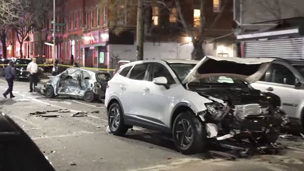 1 dead, at least 3 hurt after cars collide in Bushwick, Brooklyn