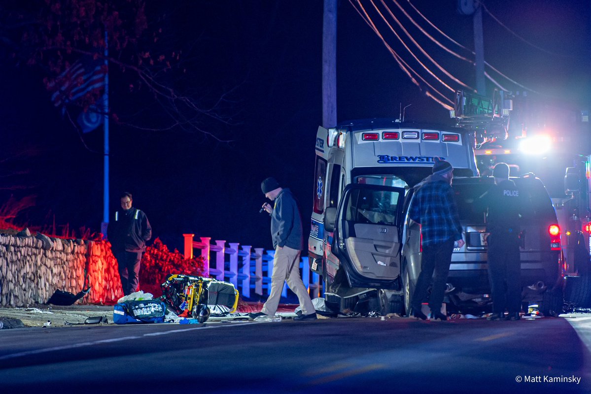 A serious head on crash on Main St involving an SUV and a Brewster Ambulance has left 4 people injured, with one person being transported by Medflight. State Police responded for Accident Reconstruction