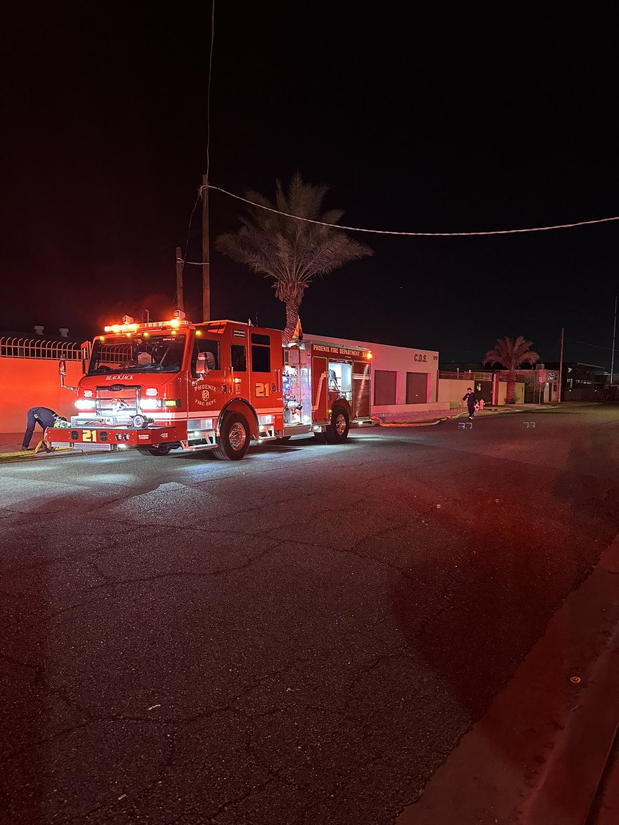 Firefighters have extinguished a fire located in a small apartment complex under construction near 17th Ave and Lincoln. No injuries reported and the cause of the fire has not yet been determined