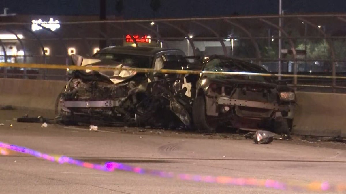 Woman killed, child hospitalized in possible DUI crash off I-10 in west Phoenix