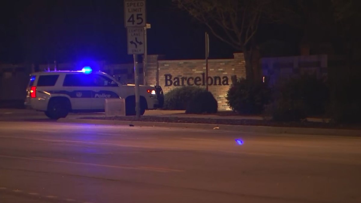 2 in custody after man carjacked, robbed at gunpoint in south Phoenix