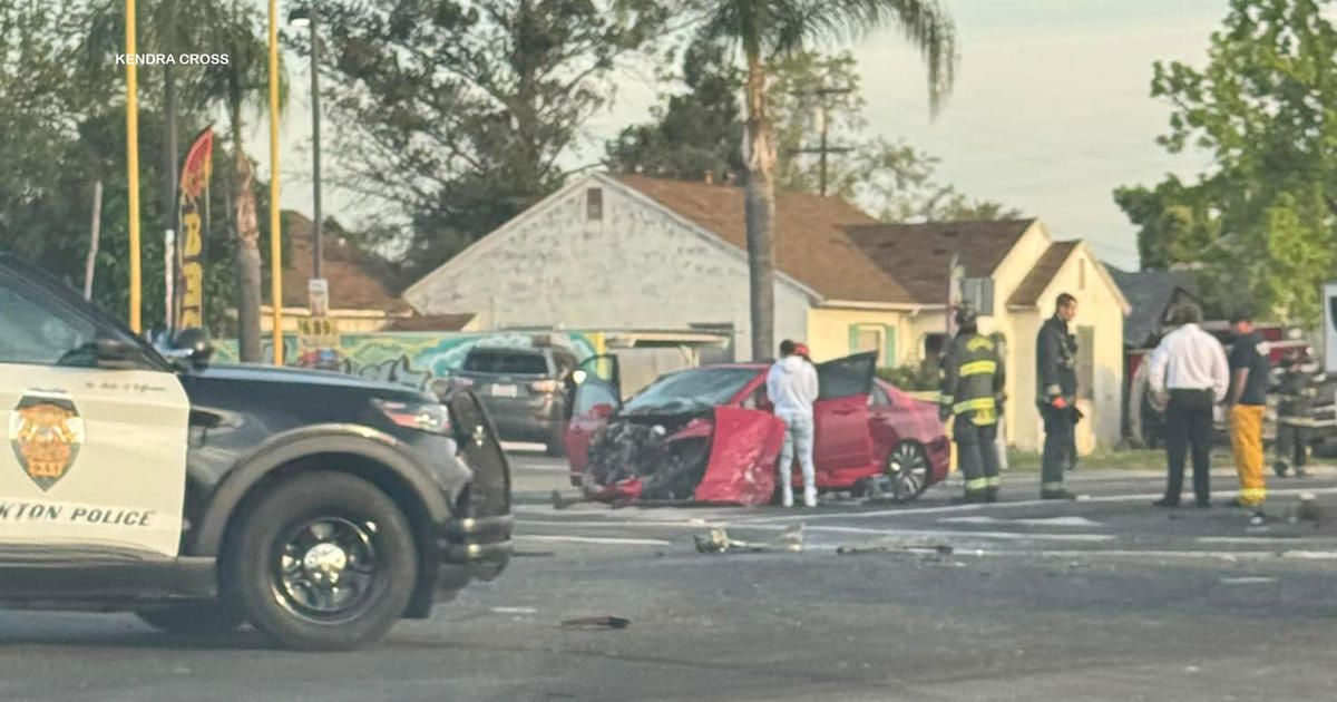 Fire engine crashes into Stockton home