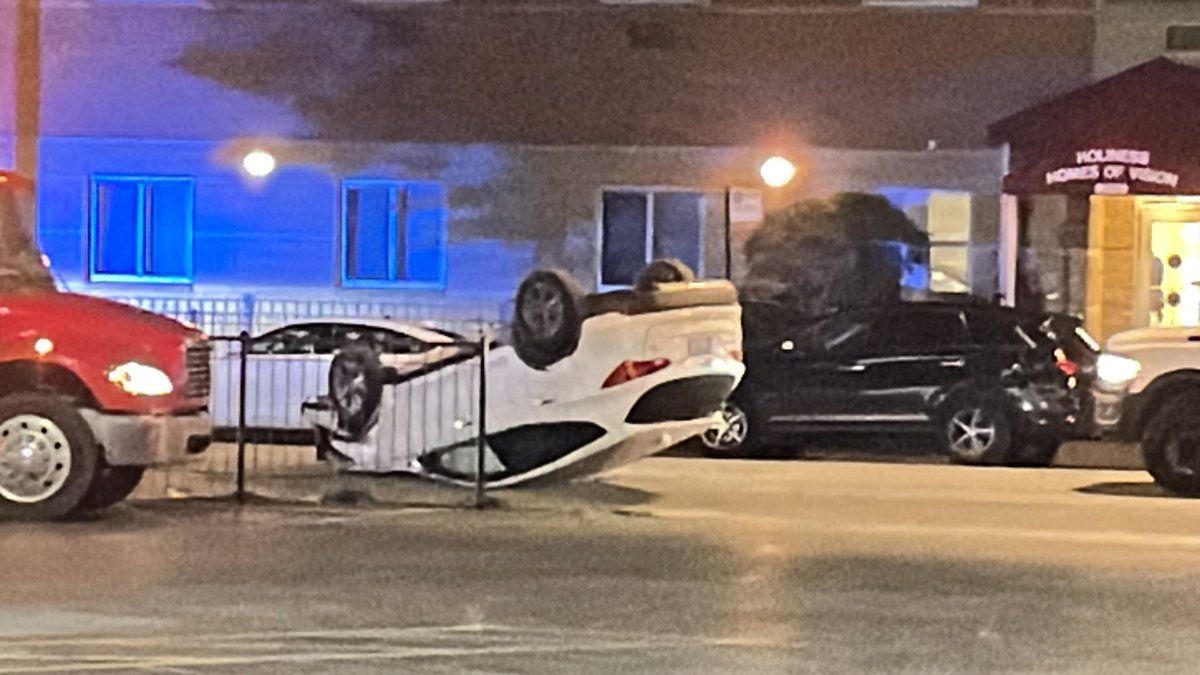 82/Racine:Auto accident. Vehicle flipped over on to it's roof. Still now flipped back over yet.Chicago