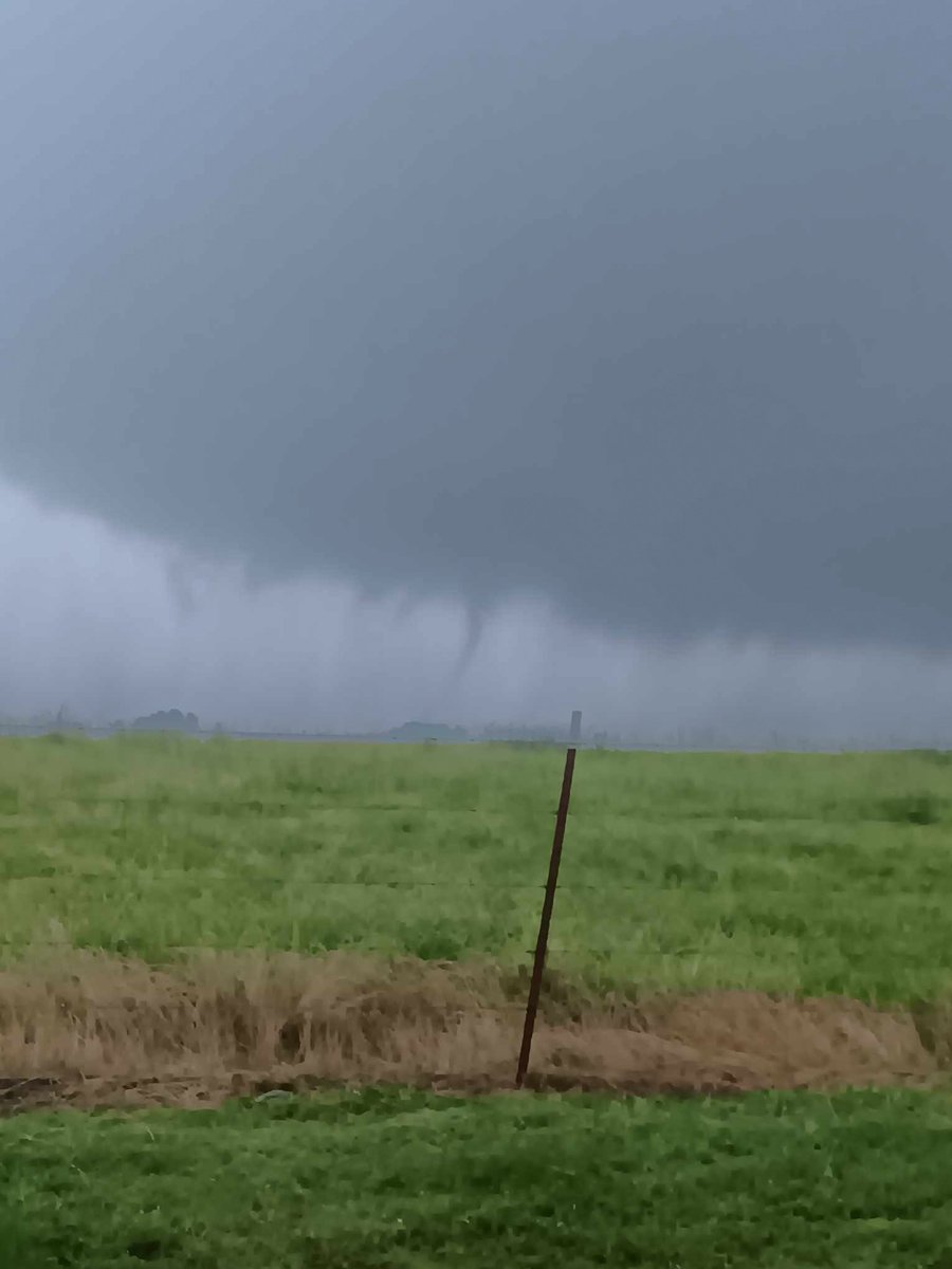 Some minor barn damage in the same area that this funnel/possible tornado was spotted. Both images are from the Gravel Hill Road area in Joy, Arkansas (White County).