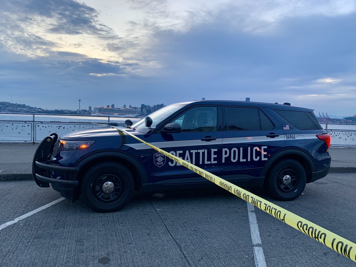 Detectives investigating homicide in West Seattle: Police are investigating a homicide in the 1000 block of Harbor Avenue Southwest