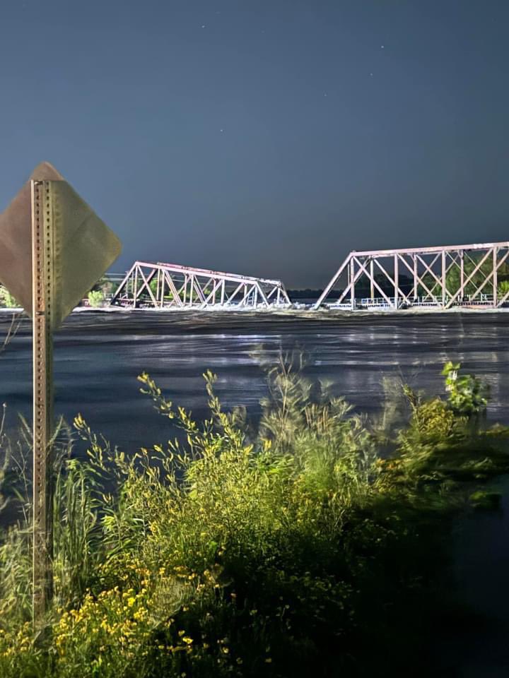 Collapsed Train Bridge in the Big Sioux River due to major flooding. The bridge sits between North Sioux City, South Dakota and  Sioux City, Iowa