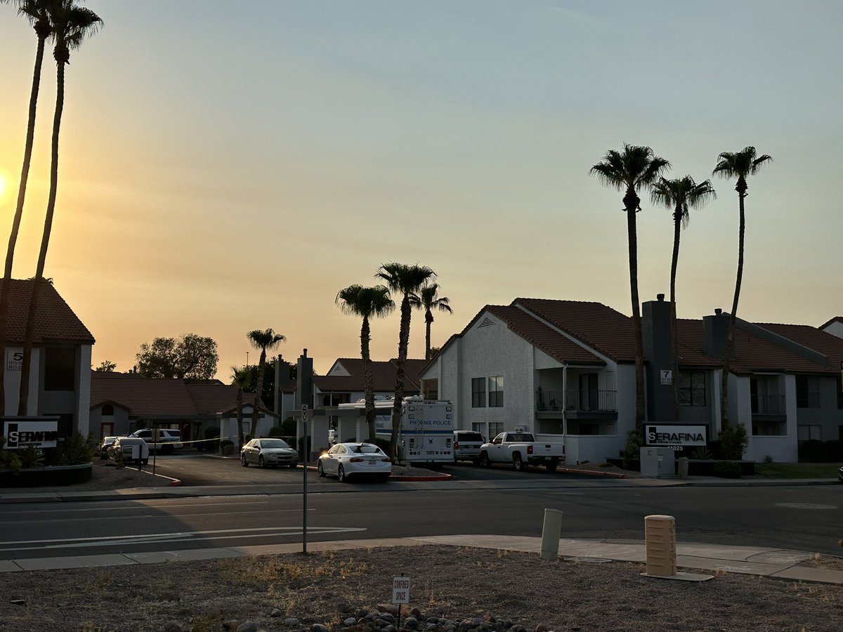 Police are investigating a deadly shooting that took place at the Serafina Apartments off 51st Street. According to Phoenix Police, 2 adult males have been detained. One victim is in the hospital the other died from his injuries.