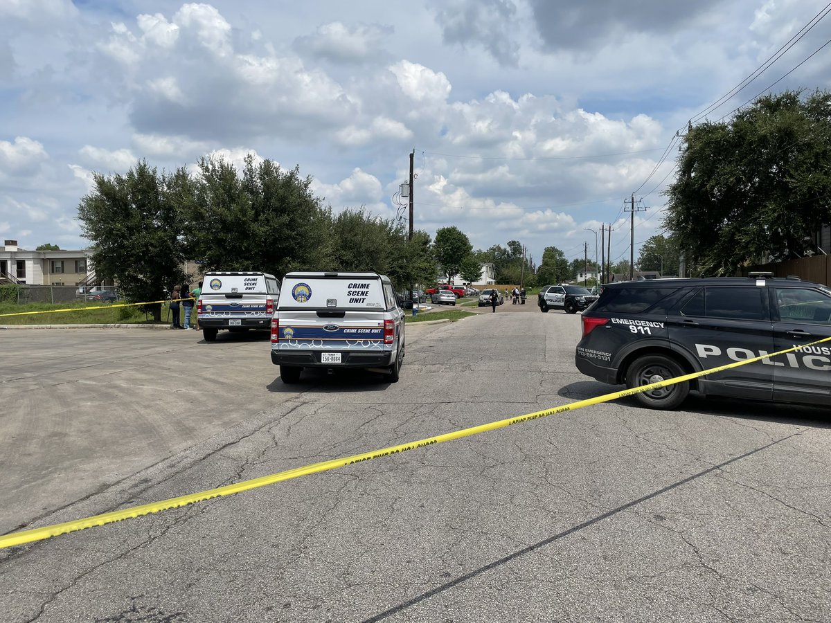 16 year old male deceased at the scene. 19 year old male transported and in surgery. 202 Homicide detectives are en route to a male found fatally shot at an apartment complex at 4001 Corder St. near Scott St. about 1:25 pm. Witnesses told officers a second male was shot and taken to a hospital.The suspects fled in a vehicle before officers arrived.