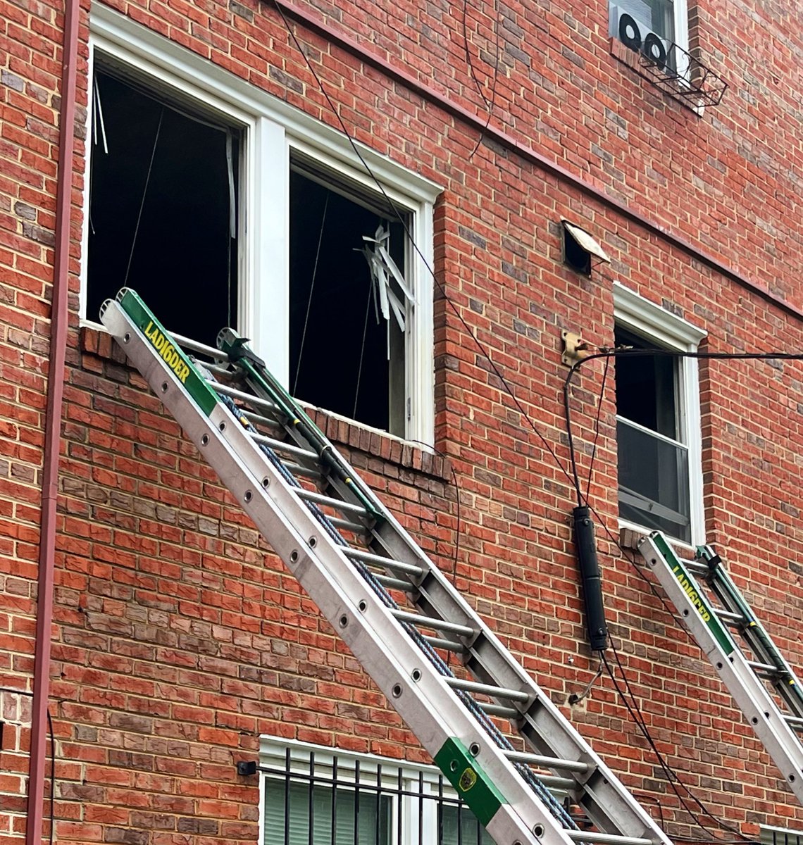 Box Alarm 1600 block 29th St SE. Fire 1 apartment in 3 story occupied building under control. Firefighters removed infant via ladder from 2nd floor window &amp; mom via interior. Both evaluated by EMS and  released on scene. Air unit &amp;amp; Fire investigator requested. DC firefighters