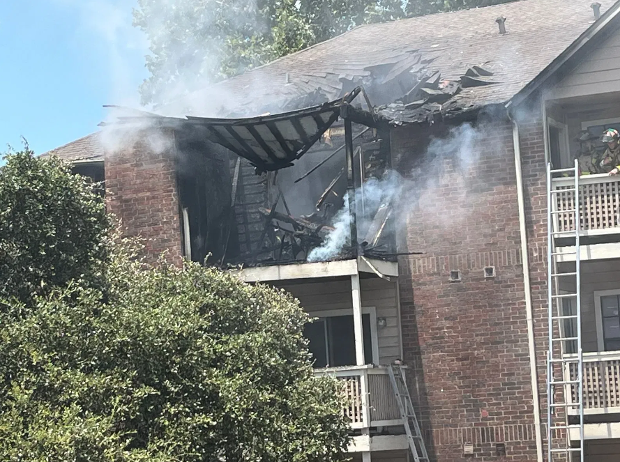 MAJOR APARTMENT FIRE  A fire broke out at an apartment complex on the city's northwest side Thursday afternoon