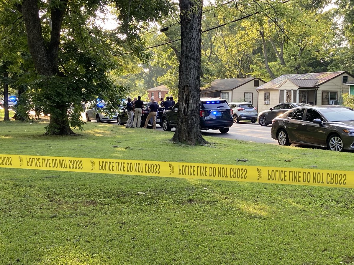 2 people are dead and 2 seriously injured in a domestic shooting that happened at 2 different west Birmingham homes