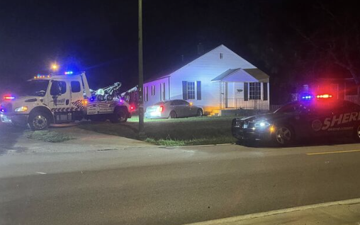 Greene County deputies arrest 3 after pursuit ends in Springfield home's front yard