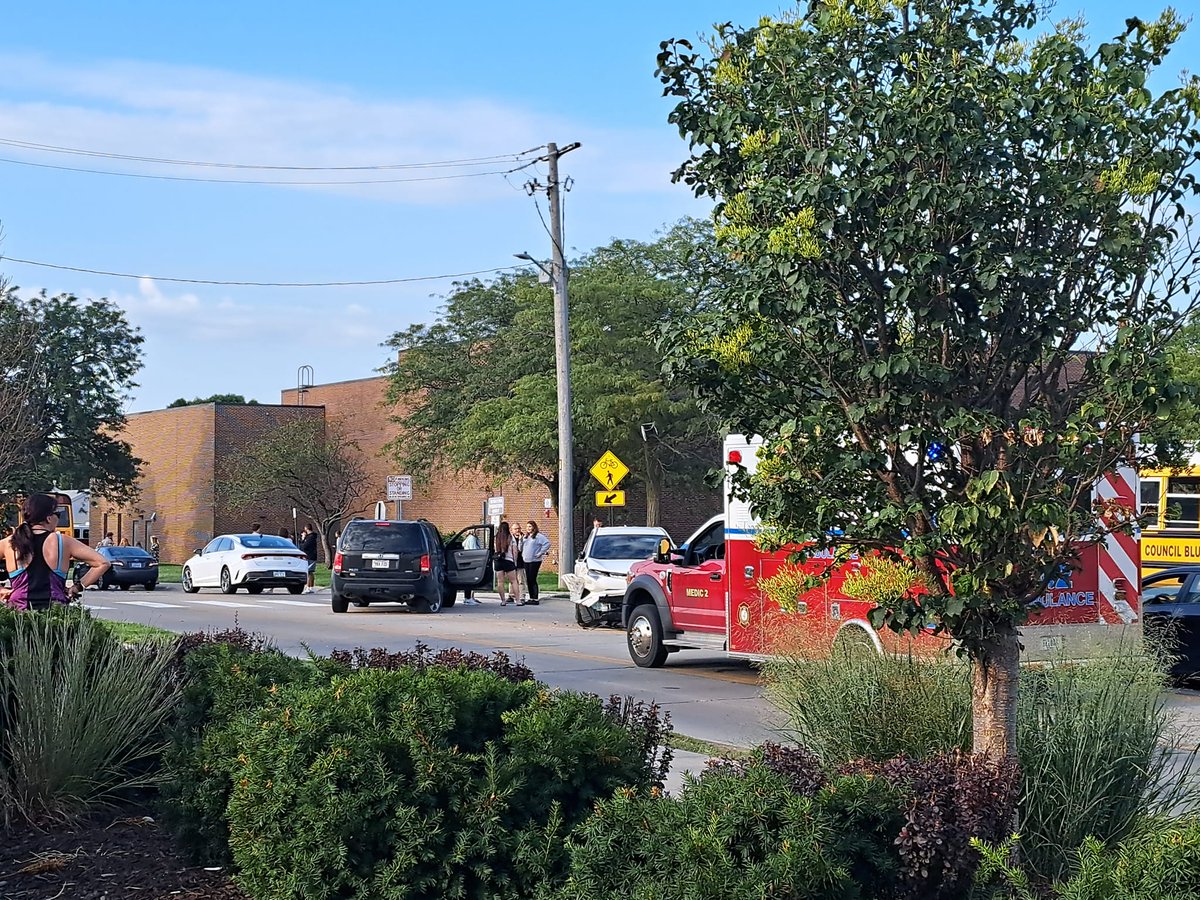 100 Block of N. 25th Responding: Council Bluffs Police, CBFDMulti vehicle accident in front of TJ field house.- 100 Block of N. 25th temporarily closed