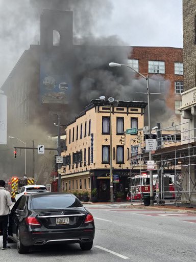 BaltimoreFire Firefighters are fighting a 2 alarm building fire downtown @DowntownBalt. May cause delays for @Orioles game attendees.