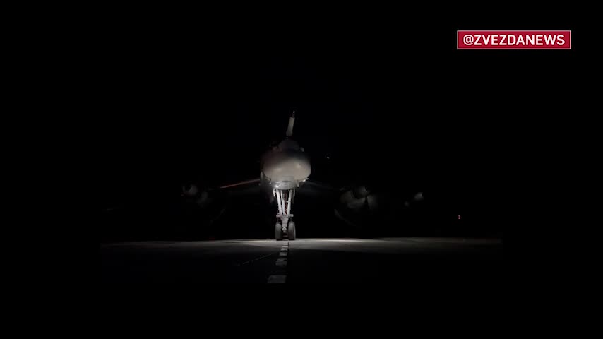 نفذت قاذفتان من طراز Tu-95MS تابعتان للقوات الجوية الروسية تحليقًا مقررًا فوق المياه المحايدة لبحر بيرنغ بالقرب من الساحل الغربي لألاسكا. ورافقتهما طائرات Su-35S وSu-30SM التابعة للقوات الجوية الفضائية الروسية.