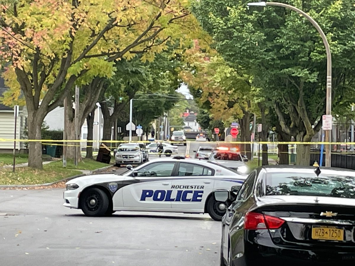 Heavy @RochesterNYPD Presence on Orange Street, Walnut Ave, Jay Street and Saxton Street.