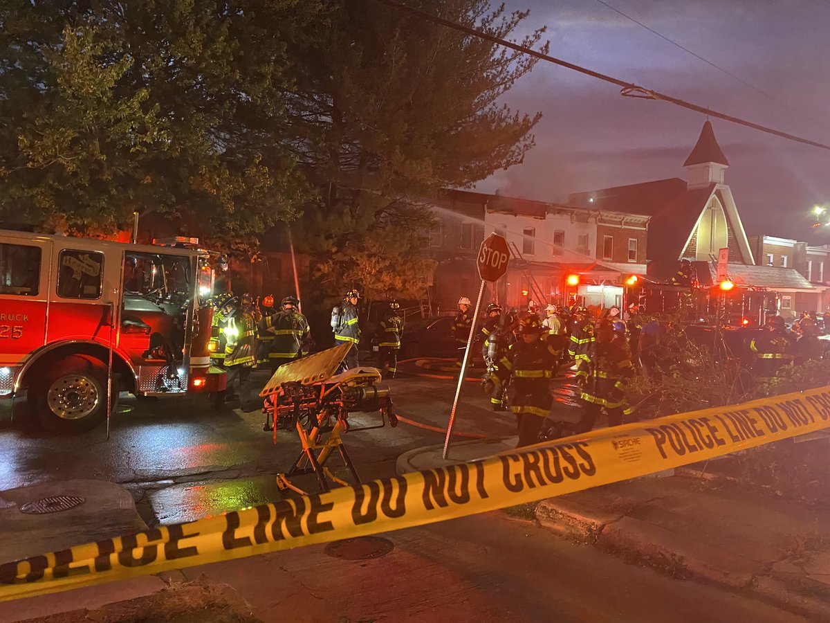 Аire along the 3000 block of Keswick Road in Hampden. At last check, @BaltimoreFire told us 10 homes are impacted. No reported injuries at this time. At one point this was a 5 alarm fire. There are still several road closures at this hour