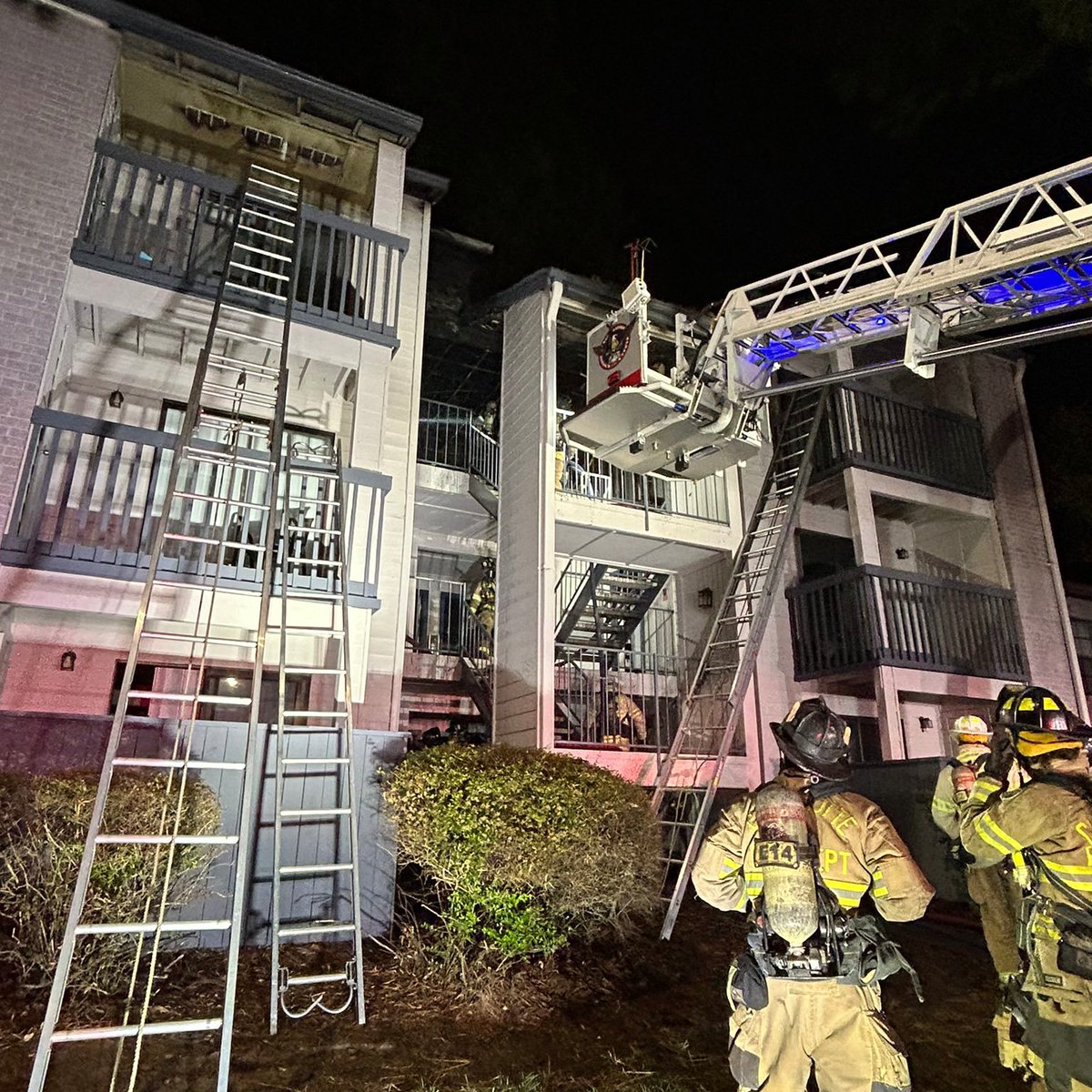 4 people were hurt and multiple rescues were made after a Charlotte apartment complex caught fire Wednesday morning