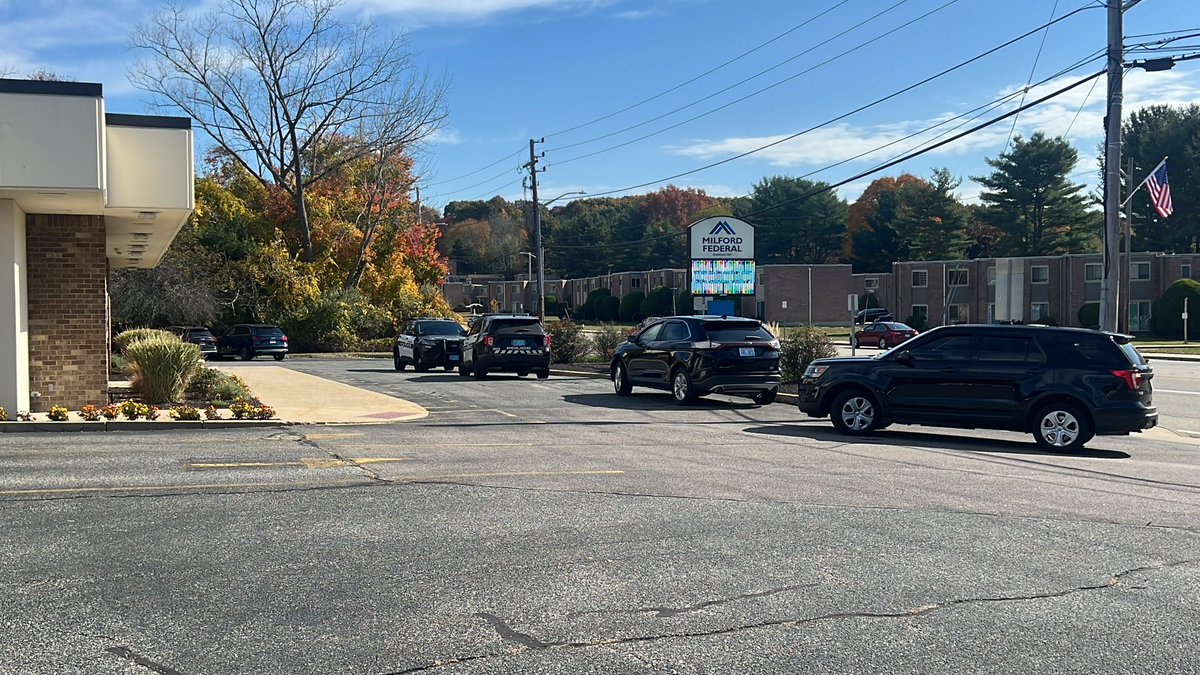 Police presence at Milford Federal Bank off of Diamond Hill Road in Woonsocket. The Chief has confirmed with @ABC6 there was a robbery at the bank with no weapons shown