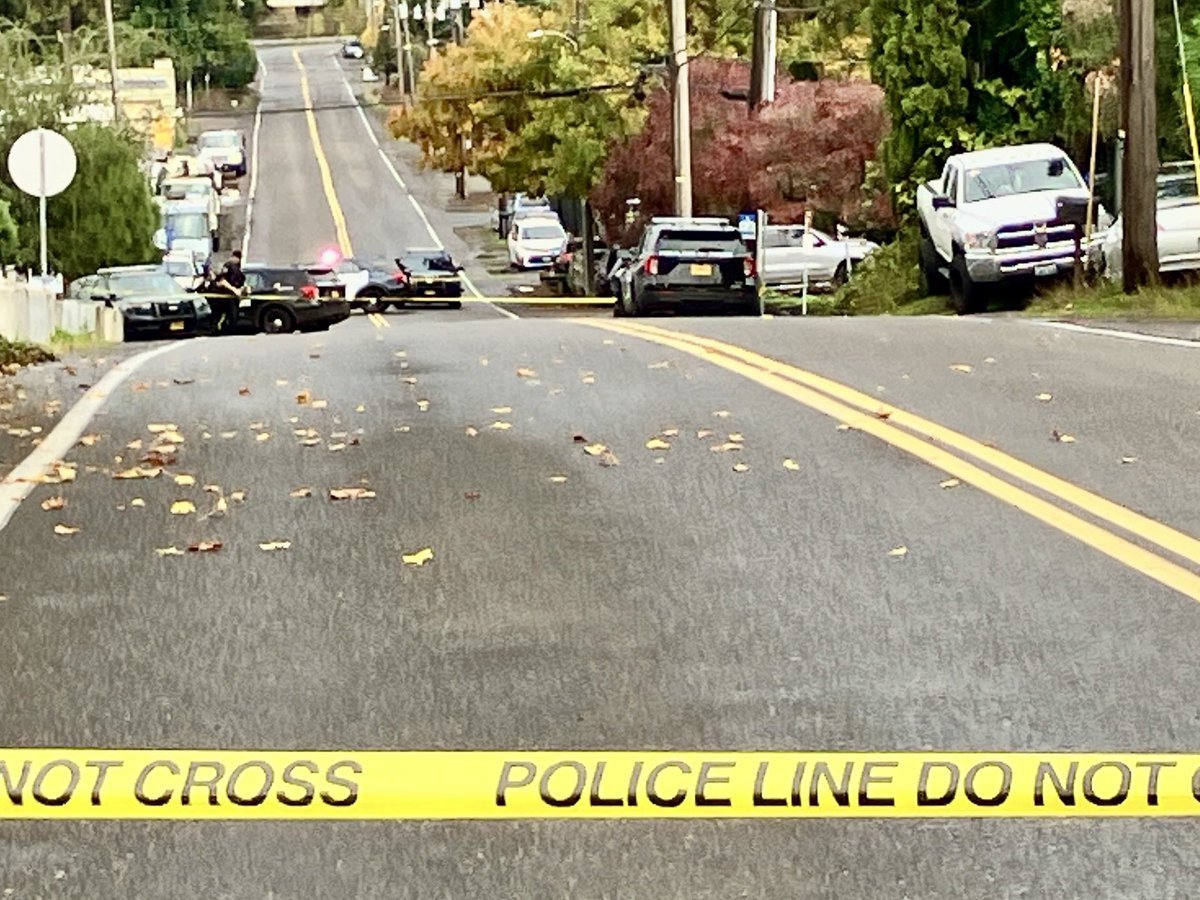 PortlandPolice investigating a deadly crash involving a bicyclist.  NE 105th Ave is CLOSED between Sandy and Airport Way.  Police say an adult male is deceased after a crash with a vehicle. The motorist stayed on scene