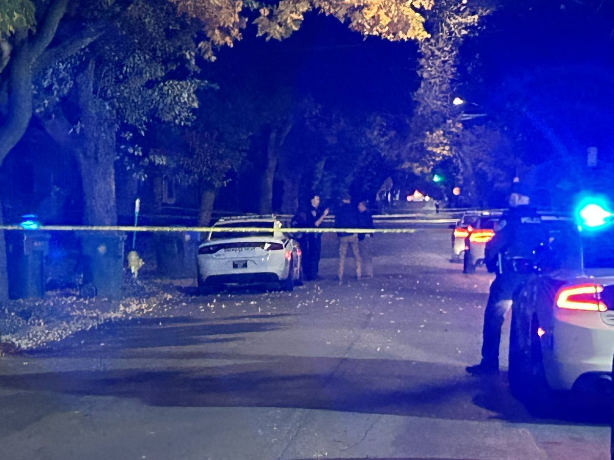 @RochesterNYPD say a 24-year-old Male was shot on Glide Street and taken to Strong Memorial Hospital with life-threatening injuries.