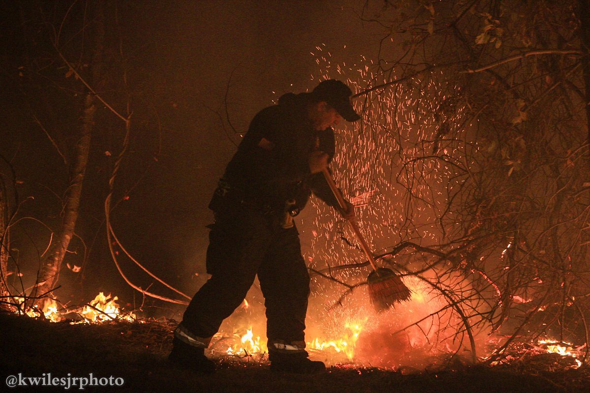 Nearly 50 acres of brush has burned in Salem overnight in a large wooded area behind the Walmart on Highland Ave. @SalemMAFire and @MassDCR Forest Fire Control are monitoring conditions and working to prevent the flames from spreading to a nearby condo complex