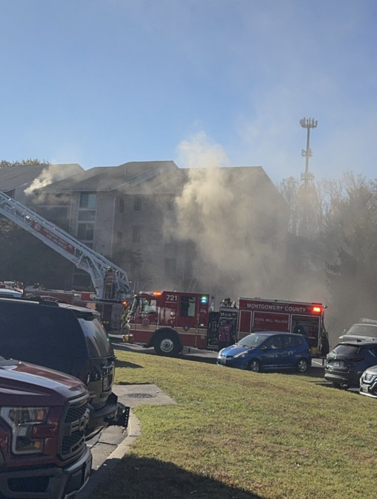 Final  - 3502 Pear Tree Ct, Cinnamon Run, 4-sty apt; non-sprinklered, local pull alarm, functional smoke alarms; fire on 3rd floor, apt unoccupied at time; Origin/Cause, bedroom, accidental, likely ‘knock-off’ phone charger overheated; Damage ~$500K; 32 residents displaced