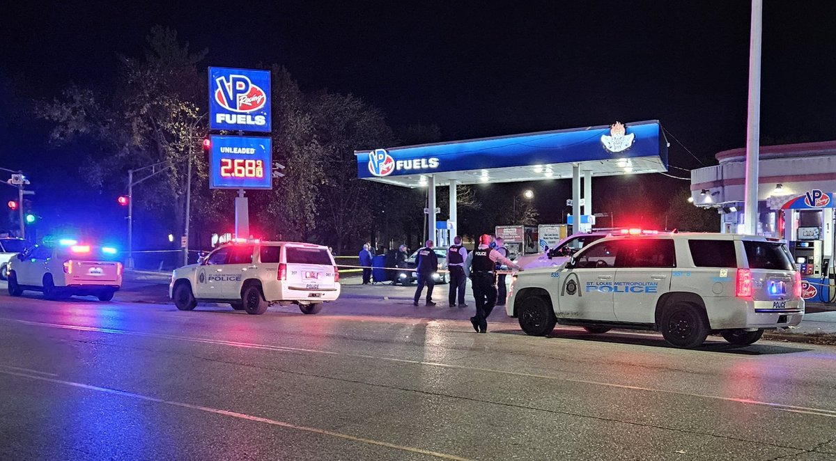 St. Louis Metropolitan police are investigating a homicide at the VP gas station at Broadway & Riverview. This location has seen lots of crime in the past