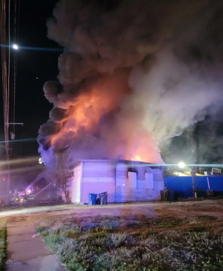 A massive fire late Thursday night destroyed a two-story building in a matter of minutes. fire started around 7 p.m. near McCullough Avenue and East Dewey Place, just north of downtown