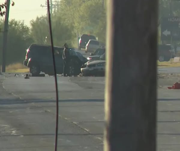 Deadly multi-vehicle accident kills 3 people on South Side, two identified