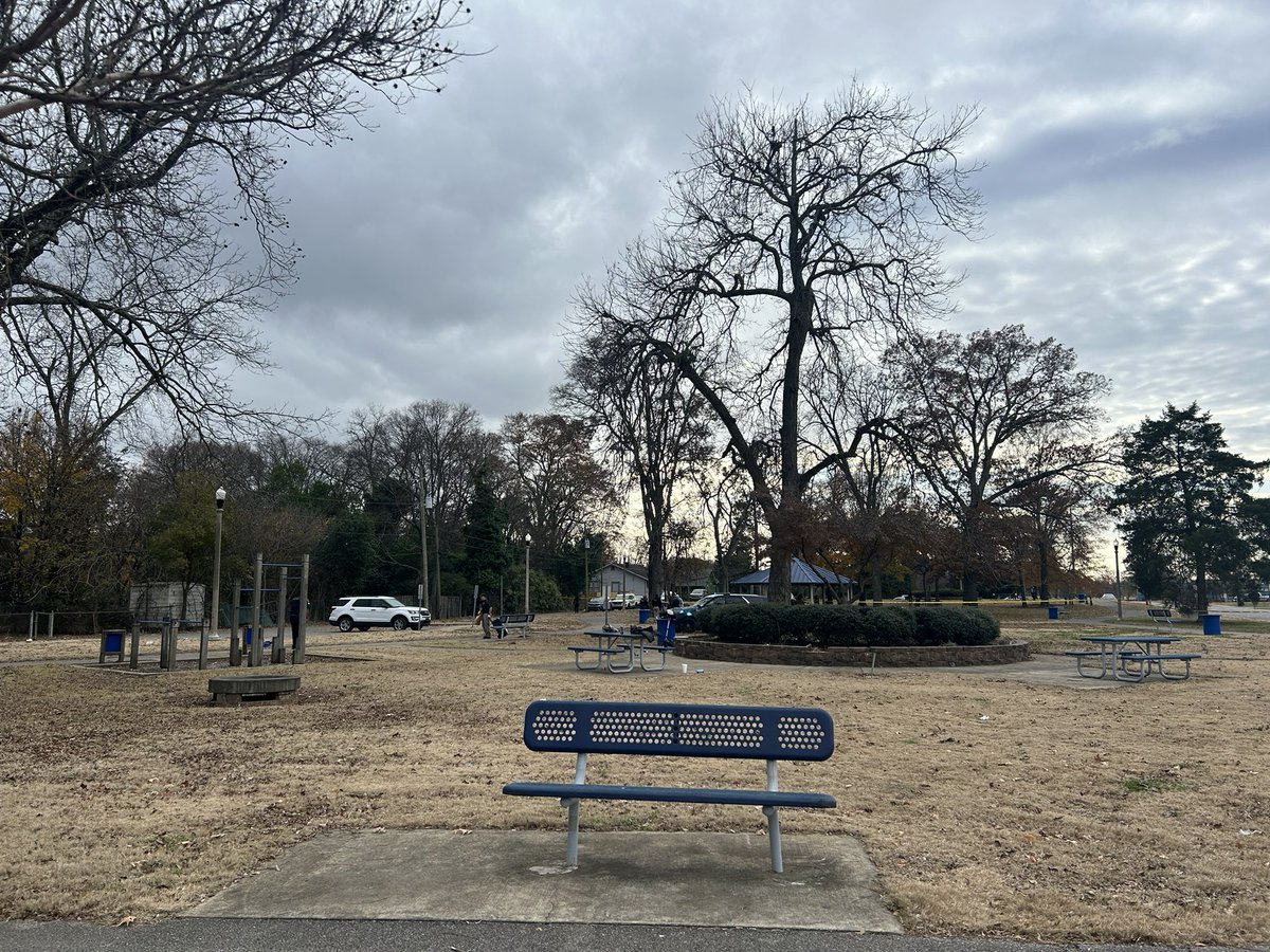 @BhamPolice are on the scene of a Homicide in the West End Walking Trail Park. Police say a physical altercation led to an adult male being killed.