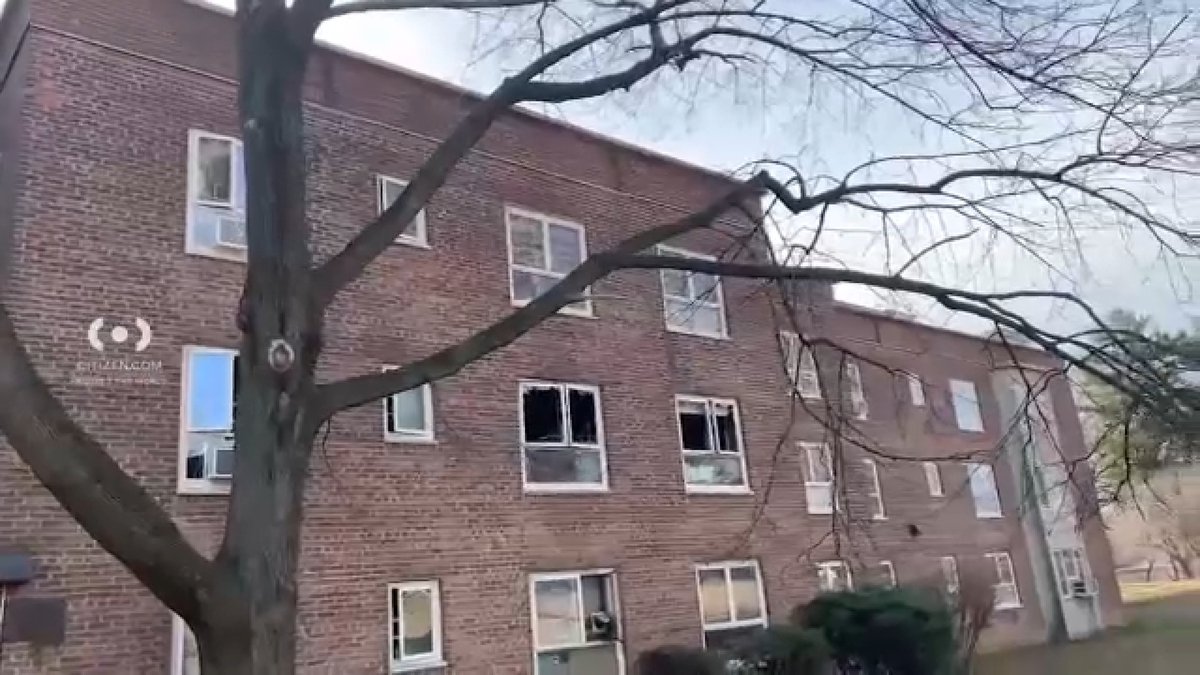 One person killed after fire rips through apartment in Queens