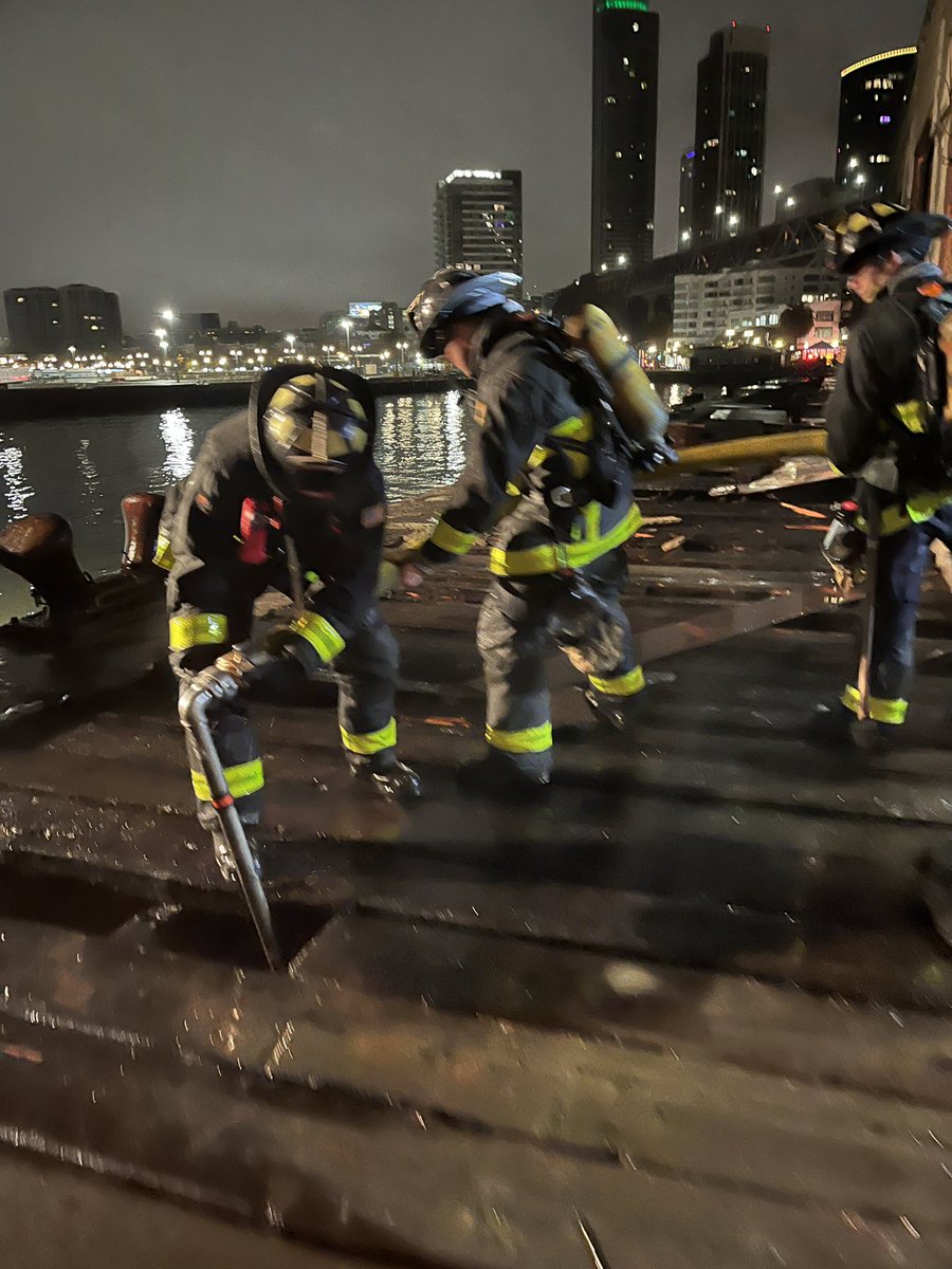 1 alarm working fire at 525 The Embarcadero South Pier 30. Firefighters are on scene extinguishing fire on the edge of the pier. Nobody injured. Both lanes of the Embarcadero are closed in both directions due to fire hose across all lanes.