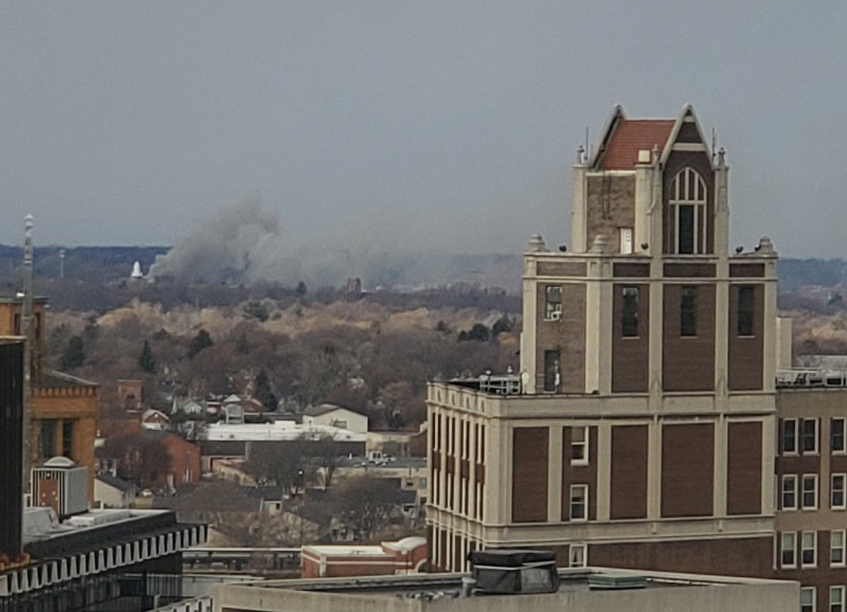 Rochester Fire Department responds to a house explosion alarm on Pullman Avenue, New York. (United States)It is believed that people are trapped inside