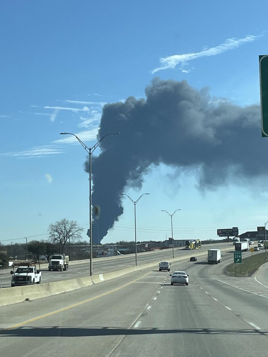 Big fire east of I45 in the Wilmer/Hutchins area.