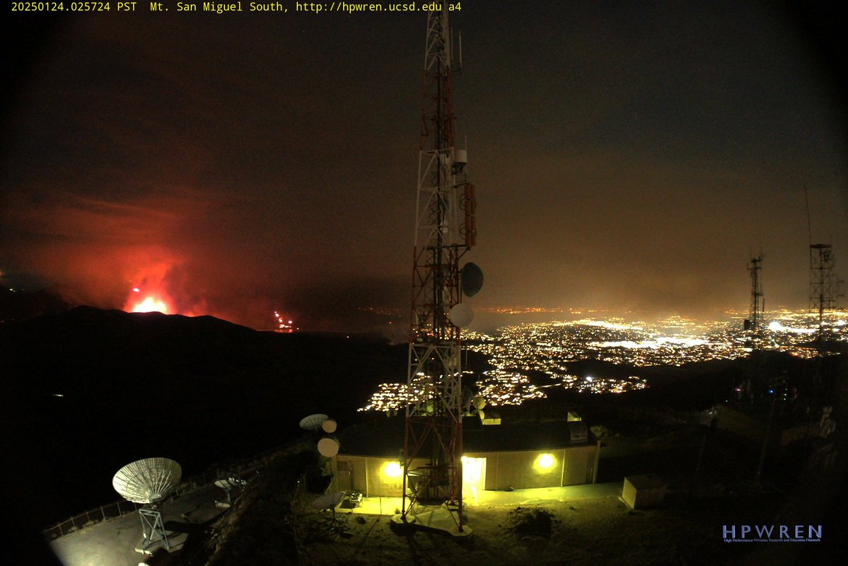 Border2Fire Hearing from Radio Traffic sounds like the Fire is going to Jump Otay Lakes Road. Cal Fire Copter 605 lifted and is enroute from Hemet, Copter 608 is onscene