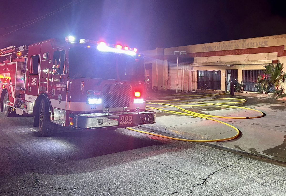 Firefighters Halt Early Morning FireSB County Fire crews quickly controlled a fire in a vacant commercial structure on the south 300 block of I St in San Bernardino just past midnight Saturday morning.