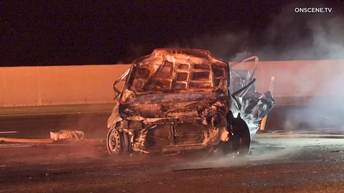 At least 1 killed in fiery crash on 91 Freeway; EB lanes closed in OC