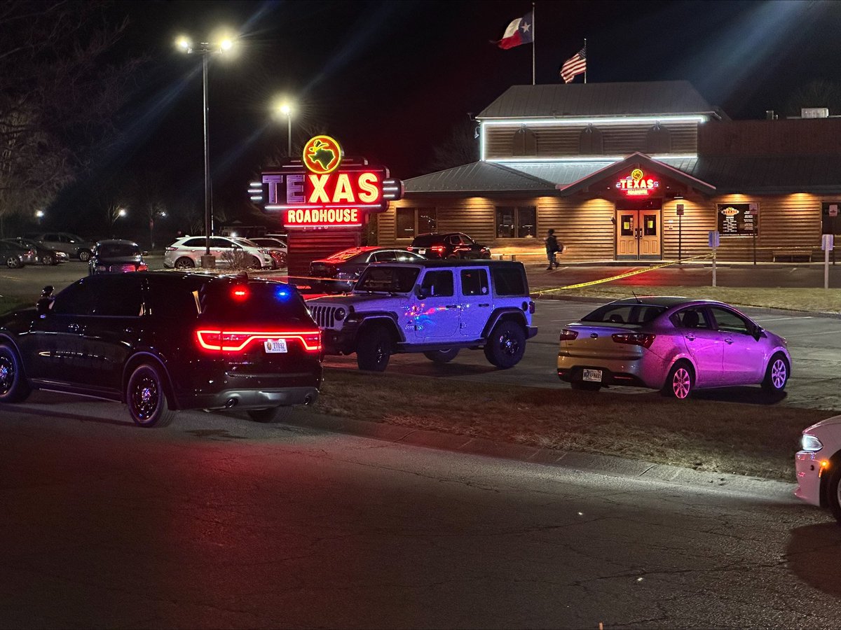 Following three shootings across Indianapolis tonight:-1 dead after fight inside Texas Roadhouse on Southport road leads to a shooting, off-duty cop detained person of interest-1 critical after shooting at Brookside park