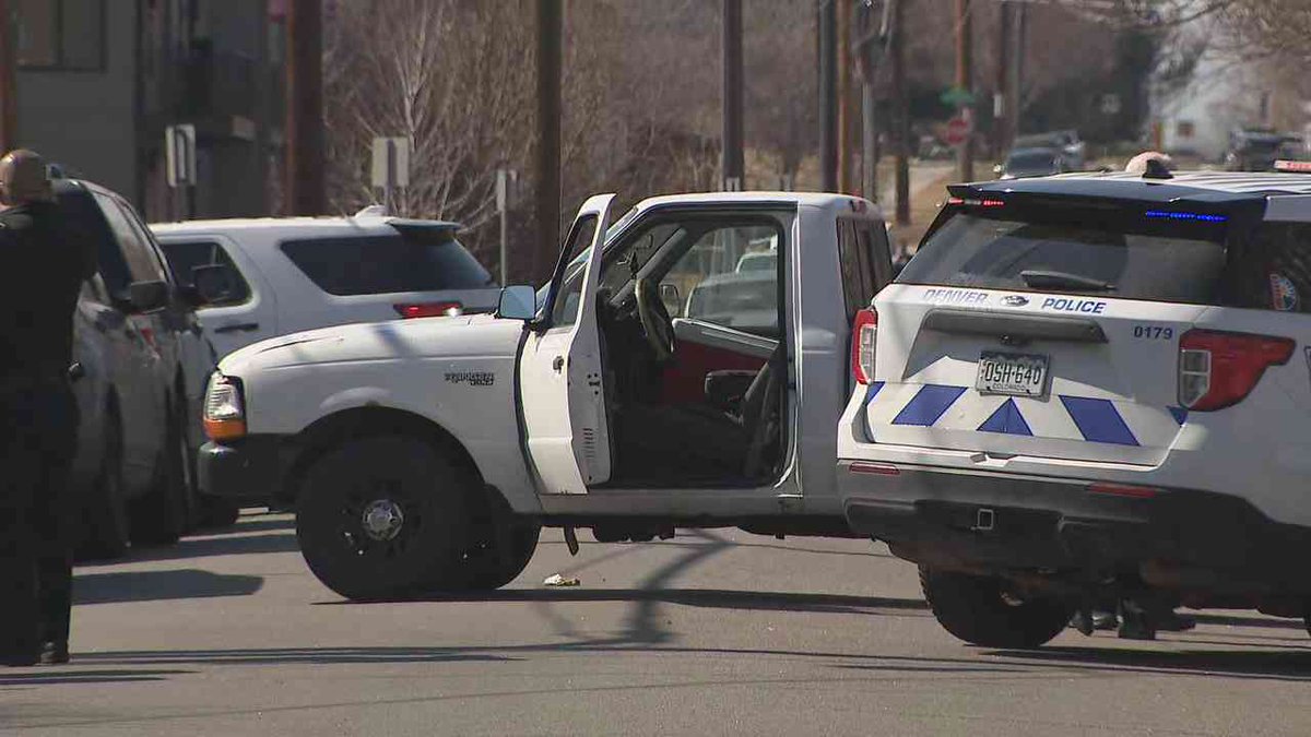 Denver police pursue suspect after shooting on Speer Boulevard