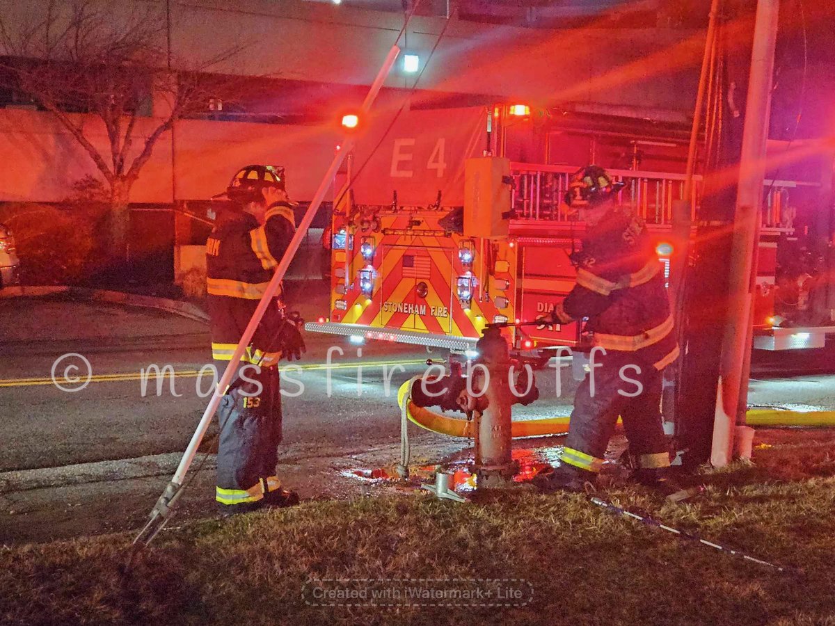 Late last night stoneham fire struck a working fire at 100 maple street first arriving cruise found heavy smoke inside a one story, brick commercial fire was quickly knocked down in companies later clear